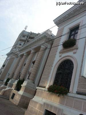 [P16] Vedere a hotelului de la strada principala » foto by Dan&Ema
 - 
<span class="allrVoted glyphicon glyphicon-heart hidden" id="av557011"></span>
<a class="m-l-10 hidden" id="sv557011" onclick="voting_Foto_DelVot(,557011,17475)" role="button">șterge vot <span class="glyphicon glyphicon-remove"></span></a>
<a id="v9557011" class=" c-red"  onclick="voting_Foto_SetVot(557011)" role="button"><span class="glyphicon glyphicon-heart-empty"></span> <b>LIKE</b> = Votează poza</a> <img class="hidden"  id="f557011W9" src="/imagini/loader.gif" border="0" /><span class="AjErrMes hidden" id="e557011ErM"></span>