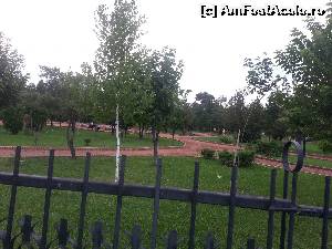 [P19] Parcul din Barlad se afla vis-a-vis de hotel, in diagonala cu acesta » foto by Dan&Ema
 - 
<span class="allrVoted glyphicon glyphicon-heart hidden" id="av557090"></span>
<a class="m-l-10 hidden" id="sv557090" onclick="voting_Foto_DelVot(,557090,17475)" role="button">șterge vot <span class="glyphicon glyphicon-remove"></span></a>
<a id="v9557090" class=" c-red"  onclick="voting_Foto_SetVot(557090)" role="button"><span class="glyphicon glyphicon-heart-empty"></span> <b>LIKE</b> = Votează poza</a> <img class="hidden"  id="f557090W9" src="/imagini/loader.gif" border="0" /><span class="AjErrMes hidden" id="e557090ErM"></span>