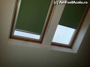 [P20] Velux-urile de neuitat de la Hotel Premier. Pic Pic » foto by Dan&Ema
 - 
<span class="allrVoted glyphicon glyphicon-heart hidden" id="av557091"></span>
<a class="m-l-10 hidden" id="sv557091" onclick="voting_Foto_DelVot(,557091,17475)" role="button">șterge vot <span class="glyphicon glyphicon-remove"></span></a>
<a id="v9557091" class=" c-red"  onclick="voting_Foto_SetVot(557091)" role="button"><span class="glyphicon glyphicon-heart-empty"></span> <b>LIKE</b> = Votează poza</a> <img class="hidden"  id="f557091W9" src="/imagini/loader.gif" border="0" /><span class="AjErrMes hidden" id="e557091ErM"></span>