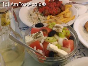 [P06] Soutzoukakia si salata greceasca, taverna Palataki » foto by anthony2000
 - 
<span class="allrVoted glyphicon glyphicon-heart hidden" id="av759284"></span>
<a class="m-l-10 hidden" id="sv759284" onclick="voting_Foto_DelVot(,759284,17500)" role="button">șterge vot <span class="glyphicon glyphicon-remove"></span></a>
<a id="v9759284" class=" c-red"  onclick="voting_Foto_SetVot(759284)" role="button"><span class="glyphicon glyphicon-heart-empty"></span> <b>LIKE</b> = Votează poza</a> <img class="hidden"  id="f759284W9" src="/imagini/loader.gif" border="0" /><span class="AjErrMes hidden" id="e759284ErM"></span>