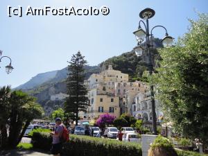 [P73] Amalfi, Piazza Flavio Gioia.  » foto by maryka
 - 
<span class="allrVoted glyphicon glyphicon-heart hidden" id="av1089435"></span>
<a class="m-l-10 hidden" id="sv1089435" onclick="voting_Foto_DelVot(,1089435,17505)" role="button">șterge vot <span class="glyphicon glyphicon-remove"></span></a>
<a id="v91089435" class=" c-red"  onclick="voting_Foto_SetVot(1089435)" role="button"><span class="glyphicon glyphicon-heart-empty"></span> <b>LIKE</b> = Votează poza</a> <img class="hidden"  id="f1089435W9" src="/imagini/loader.gif" border="0" /><span class="AjErrMes hidden" id="e1089435ErM"></span>