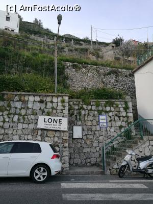 [P76] Lone, altă suburbie a Amalfi » foto by crismis
 - 
<span class="allrVoted glyphicon glyphicon-heart hidden" id="av961841"></span>
<a class="m-l-10 hidden" id="sv961841" onclick="voting_Foto_DelVot(,961841,17505)" role="button">șterge vot <span class="glyphicon glyphicon-remove"></span></a>
<a id="v9961841" class=" c-red"  onclick="voting_Foto_SetVot(961841)" role="button"><span class="glyphicon glyphicon-heart-empty"></span> <b>LIKE</b> = Votează poza</a> <img class="hidden"  id="f961841W9" src="/imagini/loader.gif" border="0" /><span class="AjErrMes hidden" id="e961841ErM"></span>