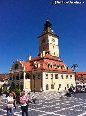[P15] Piața Sfatului, din Brașov » foto by Yersinia Pestis
 - 
<span class="allrVoted glyphicon glyphicon-heart hidden" id="av555400"></span>
<a class="m-l-10 hidden" id="sv555400" onclick="voting_Foto_DelVot(,555400,17524)" role="button">șterge vot <span class="glyphicon glyphicon-remove"></span></a>
<a id="v9555400" class=" c-red"  onclick="voting_Foto_SetVot(555400)" role="button"><span class="glyphicon glyphicon-heart-empty"></span> <b>LIKE</b> = Votează poza</a> <img class="hidden"  id="f555400W9" src="/imagini/loader.gif" border="0" /><span class="AjErrMes hidden" id="e555400ErM"></span>
