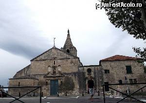 [P02] Arles, biserica veche in zona Coliseum » foto by Dan-Ioan
 - 
<span class="allrVoted glyphicon glyphicon-heart hidden" id="av559824"></span>
<a class="m-l-10 hidden" id="sv559824" onclick="voting_Foto_DelVot(,559824,17531)" role="button">șterge vot <span class="glyphicon glyphicon-remove"></span></a>
<a id="v9559824" class=" c-red"  onclick="voting_Foto_SetVot(559824)" role="button"><span class="glyphicon glyphicon-heart-empty"></span> <b>LIKE</b> = Votează poza</a> <img class="hidden"  id="f559824W9" src="/imagini/loader.gif" border="0" /><span class="AjErrMes hidden" id="e559824ErM"></span>