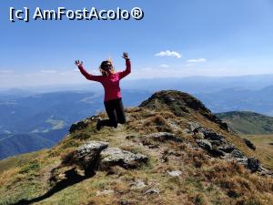 [P01] Vârful Cobășel (1835m) și Vârful Roșu (2113m) din Munții Rodnei, foto de pe vârful Roșu » foto by Dana2008
 - 
<span class="allrVoted glyphicon glyphicon-heart hidden" id="av1195690"></span>
<a class="m-l-10 hidden" id="sv1195690" onclick="voting_Foto_DelVot(,1195690,17545)" role="button">șterge vot <span class="glyphicon glyphicon-remove"></span></a>
<a id="v91195690" class=" c-red"  onclick="voting_Foto_SetVot(1195690)" role="button"><span class="glyphicon glyphicon-heart-empty"></span> <b>LIKE</b> = Votează poza</a> <img class="hidden"  id="f1195690W9" src="/imagini/loader.gif" border="0" /><span class="AjErrMes hidden" id="e1195690ErM"></span>