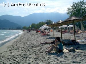 [P01] Golful Golden Beach vazut de la Skala Panaghia iar in departare plaja continua spre Skala Potamia.  » foto by calatorul
 - 
<span class="allrVoted glyphicon glyphicon-heart hidden" id="av817904"></span>
<a class="m-l-10 hidden" id="sv817904" onclick="voting_Foto_DelVot(,817904,17592)" role="button">șterge vot <span class="glyphicon glyphicon-remove"></span></a>
<a id="v9817904" class=" c-red"  onclick="voting_Foto_SetVot(817904)" role="button"><span class="glyphicon glyphicon-heart-empty"></span> <b>LIKE</b> = Votează poza</a> <img class="hidden"  id="f817904W9" src="/imagini/loader.gif" border="0" /><span class="AjErrMes hidden" id="e817904ErM"></span>