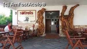 [P06] Vizitam un maslin milenar si magazinul fabricutei de ulei de masline » foto by dorgo
 - 
<span class="allrVoted glyphicon glyphicon-heart hidden" id="av814284"></span>
<a class="m-l-10 hidden" id="sv814284" onclick="voting_Foto_DelVot(,814284,17592)" role="button">șterge vot <span class="glyphicon glyphicon-remove"></span></a>
<a id="v9814284" class=" c-red"  onclick="voting_Foto_SetVot(814284)" role="button"><span class="glyphicon glyphicon-heart-empty"></span> <b>LIKE</b> = Votează poza</a> <img class="hidden"  id="f814284W9" src="/imagini/loader.gif" border="0" /><span class="AjErrMes hidden" id="e814284ErM"></span>