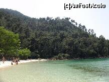 [P10] o plaja mica,izolata cu ape de smarald... » foto by sandu.53
 - 
<span class="allrVoted glyphicon glyphicon-heart hidden" id="av209536"></span>
<a class="m-l-10 hidden" id="sv209536" onclick="voting_Foto_DelVot(,209536,17592)" role="button">șterge vot <span class="glyphicon glyphicon-remove"></span></a>
<a id="v9209536" class=" c-red"  onclick="voting_Foto_SetVot(209536)" role="button"><span class="glyphicon glyphicon-heart-empty"></span> <b>LIKE</b> = Votează poza</a> <img class="hidden"  id="f209536W9" src="/imagini/loader.gif" border="0" /><span class="AjErrMes hidden" id="e209536ErM"></span>