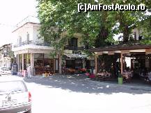 [P30] in stanga magazinul cu produse traditionale » foto by sandu.53
 - 
<span class="allrVoted glyphicon glyphicon-heart hidden" id="av210107"></span>
<a class="m-l-10 hidden" id="sv210107" onclick="voting_Foto_DelVot(,210107,17592)" role="button">șterge vot <span class="glyphicon glyphicon-remove"></span></a>
<a id="v9210107" class=" c-red"  onclick="voting_Foto_SetVot(210107)" role="button"><span class="glyphicon glyphicon-heart-empty"></span> <b>LIKE</b> = Votează poza</a> <img class="hidden"  id="f210107W9" src="/imagini/loader.gif" border="0" /><span class="AjErrMes hidden" id="e210107ErM"></span>