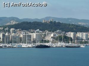 [P03] Palma de Mallorca, încă nu debarcaserăm; în centru pe dealul înverzit, Castell de Bellver, singurul castel de formă circulară din Spania » foto by crismis
 - 
<span class="allrVoted glyphicon glyphicon-heart hidden" id="av1132387"></span>
<a class="m-l-10 hidden" id="sv1132387" onclick="voting_Foto_DelVot(,1132387,17664)" role="button">șterge vot <span class="glyphicon glyphicon-remove"></span></a>
<a id="v91132387" class=" c-red"  onclick="voting_Foto_SetVot(1132387)" role="button"><span class="glyphicon glyphicon-heart-empty"></span> <b>LIKE</b> = Votează poza</a> <img class="hidden"  id="f1132387W9" src="/imagini/loader.gif" border="0" /><span class="AjErrMes hidden" id="e1132387ErM"></span>
