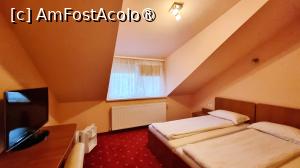 [P03] Camera mea, dbl. twin » foto by pepsi70ro
 - 
<span class="allrVoted glyphicon glyphicon-heart hidden" id="av1500205"></span>
<a class="m-l-10 hidden" id="sv1500205" onclick="voting_Foto_DelVot(,1500205,17785)" role="button">șterge vot <span class="glyphicon glyphicon-remove"></span></a>
<a id="v91500205" class=" c-red"  onclick="voting_Foto_SetVot(1500205)" role="button"><span class="glyphicon glyphicon-heart-empty"></span> <b>LIKE</b> = Votează poza</a> <img class="hidden"  id="f1500205W9" src="/imagini/loader.gif" border="0" /><span class="AjErrMes hidden" id="e1500205ErM"></span>