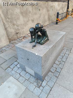 [P71] Uppsala, Strada pietonală Svartbacksgatan, Mici sculpturi de pe traseul ALMA » foto by mprofeanu
 - 
<span class="allrVoted glyphicon glyphicon-heart hidden" id="av1513447"></span>
<a class="m-l-10 hidden" id="sv1513447" onclick="voting_Foto_DelVot(,1513447,17905)" role="button">șterge vot <span class="glyphicon glyphicon-remove"></span></a>
<a id="v91513447" class=" c-red"  onclick="voting_Foto_SetVot(1513447)" role="button"><span class="glyphicon glyphicon-heart-empty"></span> <b>LIKE</b> = Votează poza</a> <img class="hidden"  id="f1513447W9" src="/imagini/loader.gif" border="0" /><span class="AjErrMes hidden" id="e1513447ErM"></span>