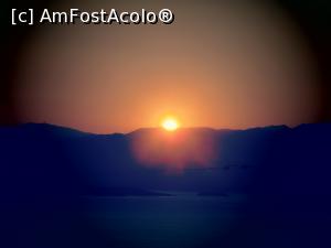 [P04] rasarit de soare de la balconul hotelului Sofia, Nikiana.  » foto by lucivivi*
 - 
<span class="allrVoted glyphicon glyphicon-heart hidden" id="av1008832"></span>
<a class="m-l-10 hidden" id="sv1008832" onclick="voting_Foto_DelVot(,1008832,17907)" role="button">șterge vot <span class="glyphicon glyphicon-remove"></span></a>
<a id="v91008832" class=" c-red"  onclick="voting_Foto_SetVot(1008832)" role="button"><span class="glyphicon glyphicon-heart-empty"></span> <b>LIKE</b> = Votează poza</a> <img class="hidden"  id="f1008832W9" src="/imagini/loader.gif" border="0" /><span class="AjErrMes hidden" id="e1008832ErM"></span>