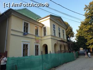 [P17] Teatrul Eminescu, primul teatru din Romania construit in Oravita, dupa model vienez in anii 1914-1916 si inaugurat in 1917, cu ocazia vizitei imparatului Francisc I si a imparatesei Augusta Carolina, cand Banatul sarbatorea un secol de la eliberarea de sub administratia otomana. » foto by geani anto
 - 
<span class="allrVoted glyphicon glyphicon-heart hidden" id="av1194256"></span>
<a class="m-l-10 hidden" id="sv1194256" onclick="voting_Foto_DelVot(,1194256,17936)" role="button">șterge vot <span class="glyphicon glyphicon-remove"></span></a>
<a id="v91194256" class=" c-red"  onclick="voting_Foto_SetVot(1194256)" role="button"><span class="glyphicon glyphicon-heart-empty"></span> <b>LIKE</b> = Votează poza</a> <img class="hidden"  id="f1194256W9" src="/imagini/loader.gif" border="0" /><span class="AjErrMes hidden" id="e1194256ErM"></span>
