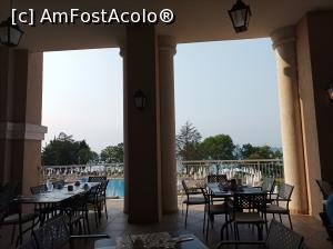 [P01] Una dintre terasele restaurantului principal » foto by Green🦋
 - 
<span class="allrVoted glyphicon glyphicon-heart hidden" id="av1385443"></span>
<a class="m-l-10 hidden" id="sv1385443" onclick="voting_Foto_DelVot(,1385443,17951)" role="button">șterge vot <span class="glyphicon glyphicon-remove"></span></a>
<a id="v91385443" class=" c-red"  onclick="voting_Foto_SetVot(1385443)" role="button"><span class="glyphicon glyphicon-heart-empty"></span> <b>LIKE</b> = Votează poza</a> <img class="hidden"  id="f1385443W9" src="/imagini/loader.gif" border="0" /><span class="AjErrMes hidden" id="e1385443ErM"></span>