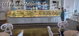 [P31] prajituri la bufetul din receptie 1 » foto by gioko
 - 
<span class="allrVoted glyphicon glyphicon-heart hidden" id="av1516401"></span>
<a class="m-l-10 hidden" id="sv1516401" onclick="voting_Foto_DelVot(,1516401,17952)" role="button">șterge vot <span class="glyphicon glyphicon-remove"></span></a>
<a id="v91516401" class=" c-red"  onclick="voting_Foto_SetVot(1516401)" role="button"><span class="glyphicon glyphicon-heart-empty"></span> <b>LIKE</b> = Votează poza</a> <img class="hidden"  id="f1516401W9" src="/imagini/loader.gif" border="0" /><span class="AjErrMes hidden" id="e1516401ErM"></span>