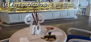 [P32] prajituri la bufetul din receptie » foto by gioko
 - 
<span class="allrVoted glyphicon glyphicon-heart hidden" id="av1516402"></span>
<a class="m-l-10 hidden" id="sv1516402" onclick="voting_Foto_DelVot(,1516402,17952)" role="button">șterge vot <span class="glyphicon glyphicon-remove"></span></a>
<a id="v91516402" class=" c-red"  onclick="voting_Foto_SetVot(1516402)" role="button"><span class="glyphicon glyphicon-heart-empty"></span> <b>LIKE</b> = Votează poza</a> <img class="hidden"  id="f1516402W9" src="/imagini/loader.gif" border="0" /><span class="AjErrMes hidden" id="e1516402ErM"></span>