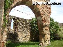 [P13] Ruine mute ne privesc triste de peste secole, parca ar vrea din priviri, sa ne spuna povestea vietii lor, dar noi n-avem destul timp sa le-ascultam » foto by dorgo
 - 
<span class="allrVoted glyphicon glyphicon-heart hidden" id="av472682"></span>
<a class="m-l-10 hidden" id="sv472682" onclick="voting_Foto_DelVot(,472682,18101)" role="button">șterge vot <span class="glyphicon glyphicon-remove"></span></a>
<a id="v9472682" class=" c-red"  onclick="voting_Foto_SetVot(472682)" role="button"><span class="glyphicon glyphicon-heart-empty"></span> <b>LIKE</b> = Votează poza</a> <img class="hidden"  id="f472682W9" src="/imagini/loader.gif" border="0" /><span class="AjErrMes hidden" id="e472682ErM"></span>