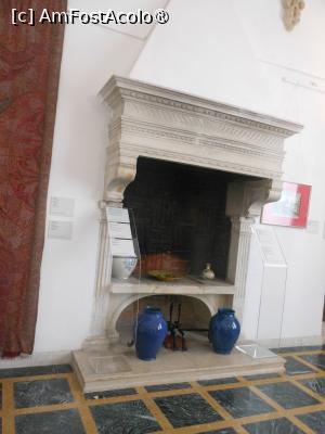 [P53] Palatul Brâncovenesc de la Mogoșoaia - În muzeu. » foto by iulianic
 - 
<span class="allrVoted glyphicon glyphicon-heart hidden" id="av1420742"></span>
<a class="m-l-10 hidden" id="sv1420742" onclick="voting_Foto_DelVot(,1420742,18120)" role="button">șterge vot <span class="glyphicon glyphicon-remove"></span></a>
<a id="v91420742" class=" c-red"  onclick="voting_Foto_SetVot(1420742)" role="button"><span class="glyphicon glyphicon-heart-empty"></span> <b>LIKE</b> = Votează poza</a> <img class="hidden"  id="f1420742W9" src="/imagini/loader.gif" border="0" /><span class="AjErrMes hidden" id="e1420742ErM"></span>