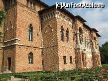 [P02] Palatul ... scaldat in soarele primei zi de iulie. » foto by mulinita
 - 
<span class="allrVoted glyphicon glyphicon-heart hidden" id="av332007"></span>
<a class="m-l-10 hidden" id="sv332007" onclick="voting_Foto_DelVot(,332007,18120)" role="button">șterge vot <span class="glyphicon glyphicon-remove"></span></a>
<a id="v9332007" class=" c-red"  onclick="voting_Foto_SetVot(332007)" role="button"><span class="glyphicon glyphicon-heart-empty"></span> <b>LIKE</b> = Votează poza</a> <img class="hidden"  id="f332007W9" src="/imagini/loader.gif" border="0" /><span class="AjErrMes hidden" id="e332007ErM"></span>