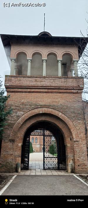 [P04] Turnul Porții. » foto by tata123 🔱
 - 
<span class="allrVoted glyphicon glyphicon-heart hidden" id="av1507006"></span>
<a class="m-l-10 hidden" id="sv1507006" onclick="voting_Foto_DelVot(,1507006,18120)" role="button">șterge vot <span class="glyphicon glyphicon-remove"></span></a>
<a id="v91507006" class=" c-red"  onclick="voting_Foto_SetVot(1507006)" role="button"><span class="glyphicon glyphicon-heart-empty"></span> <b>LIKE</b> = Votează poza</a> <img class="hidden"  id="f1507006W9" src="/imagini/loader.gif" border="0" /><span class="AjErrMes hidden" id="e1507006ErM"></span>