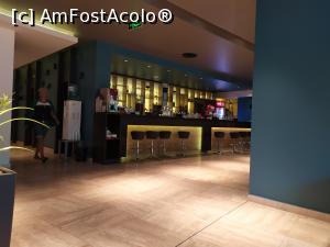 [P04] lobby bar » foto by DeuxEx
 - 
<span class="allrVoted glyphicon glyphicon-heart hidden" id="av1082588"></span>
<a class="m-l-10 hidden" id="sv1082588" onclick="voting_Foto_DelVot(,1082588,18135)" role="button">șterge vot <span class="glyphicon glyphicon-remove"></span></a>
<a id="v91082588" class=" c-red"  onclick="voting_Foto_SetVot(1082588)" role="button"><span class="glyphicon glyphicon-heart-empty"></span> <b>LIKE</b> = Votează poza</a> <img class="hidden"  id="f1082588W9" src="/imagini/loader.gif" border="0" /><span class="AjErrMes hidden" id="e1082588ErM"></span>