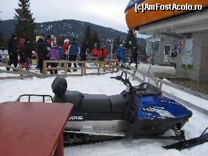 [P22] Vartop-Piatra Graitoare-urcarea pe telescaun si un snowmobil » foto by luciaoradea
 - 
<span class="allrVoted glyphicon glyphicon-heart hidden" id="av599750"></span>
<a class="m-l-10 hidden" id="sv599750" onclick="voting_Foto_DelVot(,599750,18142)" role="button">șterge vot <span class="glyphicon glyphicon-remove"></span></a>
<a id="v9599750" class=" c-red"  onclick="voting_Foto_SetVot(599750)" role="button"><span class="glyphicon glyphicon-heart-empty"></span> <b>LIKE</b> = Votează poza</a> <img class="hidden"  id="f599750W9" src="/imagini/loader.gif" border="0" /><span class="AjErrMes hidden" id="e599750ErM"></span>