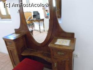 [P05] Conacul Goleștilor. Mobilier retro.  » foto by mihaelavoicu
 - 
<span class="allrVoted glyphicon glyphicon-heart hidden" id="av1158180"></span>
<a class="m-l-10 hidden" id="sv1158180" onclick="voting_Foto_DelVot(,1158180,18373)" role="button">șterge vot <span class="glyphicon glyphicon-remove"></span></a>
<a id="v91158180" class=" c-red"  onclick="voting_Foto_SetVot(1158180)" role="button"><span class="glyphicon glyphicon-heart-empty"></span> <b>LIKE</b> = Votează poza</a> <img class="hidden"  id="f1158180W9" src="/imagini/loader.gif" border="0" /><span class="AjErrMes hidden" id="e1158180ErM"></span>