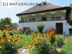 [P16] Casa din Chiojdu-Buzău (leagănul familiei Giurescu) - Golești.  » foto by tata123 🔱
 - 
<span class="allrVoted glyphicon glyphicon-heart hidden" id="av923337"></span>
<a class="m-l-10 hidden" id="sv923337" onclick="voting_Foto_DelVot(,923337,18373)" role="button">șterge vot <span class="glyphicon glyphicon-remove"></span></a>
<a id="v9923337" class=" c-red"  onclick="voting_Foto_SetVot(923337)" role="button"><span class="glyphicon glyphicon-heart-empty"></span> <b>LIKE</b> = Votează poza</a> <img class="hidden"  id="f923337W9" src="/imagini/loader.gif" border="0" /><span class="AjErrMes hidden" id="e923337ErM"></span>