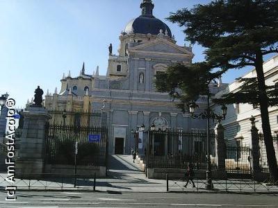 [P06] Catedrala Nuestra Senora de la Almudena » foto by didona_stelea
 - 
<span class="allrVoted glyphicon glyphicon-heart hidden" id="av725537"></span>
<a class="m-l-10 hidden" id="sv725537" onclick="voting_Foto_DelVot(,725537,18385)" role="button">șterge vot <span class="glyphicon glyphicon-remove"></span></a>
<a id="v9725537" class=" c-red"  onclick="voting_Foto_SetVot(725537)" role="button"><span class="glyphicon glyphicon-heart-empty"></span> <b>LIKE</b> = Votează poza</a> <img class="hidden"  id="f725537W9" src="/imagini/loader.gif" border="0" /><span class="AjErrMes hidden" id="e725537ErM"></span>