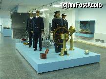 [P53] Diorama ce prezinta uniforme ale marinei din anii '90 » foto by urjanclaudiu
 - 
<span class="allrVoted glyphicon glyphicon-heart hidden" id="av229970"></span>
<a class="m-l-10 hidden" id="sv229970" onclick="voting_Foto_DelVot(,229970,18444)" role="button">șterge vot <span class="glyphicon glyphicon-remove"></span></a>
<a id="v9229970" class=" c-red"  onclick="voting_Foto_SetVot(229970)" role="button"><span class="glyphicon glyphicon-heart-empty"></span> <b>LIKE</b> = Votează poza</a> <img class="hidden"  id="f229970W9" src="/imagini/loader.gif" border="0" /><span class="AjErrMes hidden" id="e229970ErM"></span>