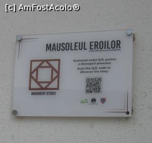 [P55] Mausoleul Eroilor » foto by Michi
 - 
<span class="allrVoted glyphicon glyphicon-heart hidden" id="av1385734"></span>
<a class="m-l-10 hidden" id="sv1385734" onclick="voting_Foto_DelVot(,1385734,18496)" role="button">șterge vot <span class="glyphicon glyphicon-remove"></span></a>
<a id="v91385734" class=" c-red"  onclick="voting_Foto_SetVot(1385734)" role="button"><span class="glyphicon glyphicon-heart-empty"></span> <b>LIKE</b> = Votează poza</a> <img class="hidden"  id="f1385734W9" src="/imagini/loader.gif" border="0" /><span class="AjErrMes hidden" id="e1385734ErM"></span>