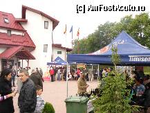 [P26] Festivalul carnatilor de Plescoi - ne intoarcem sa mai cumparam o sticla cu vin ... » foto by ascent
 - 
<span class="allrVoted glyphicon glyphicon-heart hidden" id="av143872"></span>
<a class="m-l-10 hidden" id="sv143872" onclick="voting_Foto_DelVot(,143872,18497)" role="button">șterge vot <span class="glyphicon glyphicon-remove"></span></a>
<a id="v9143872" class=" c-red"  onclick="voting_Foto_SetVot(143872)" role="button"><span class="glyphicon glyphicon-heart-empty"></span> <b>LIKE</b> = Votează poza</a> <img class="hidden"  id="f143872W9" src="/imagini/loader.gif" border="0" /><span class="AjErrMes hidden" id="e143872ErM"></span>