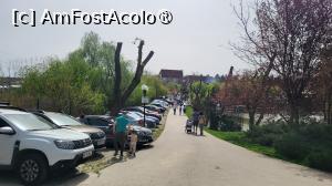 [P02] Aleea de acces și parcarea privată pentru oaspeții cazați la Casa Comana » foto by k-lator
 - 
<span class="allrVoted glyphicon glyphicon-heart hidden" id="av1421997"></span>
<a class="m-l-10 hidden" id="sv1421997" onclick="voting_Foto_DelVot(,1421997,18559)" role="button">șterge vot <span class="glyphicon glyphicon-remove"></span></a>
<a id="v91421997" class=" c-red"  onclick="voting_Foto_SetVot(1421997)" role="button"><span class="glyphicon glyphicon-heart-empty"></span> <b>LIKE</b> = Votează poza</a> <img class="hidden"  id="f1421997W9" src="/imagini/loader.gif" border="0" /><span class="AjErrMes hidden" id="e1421997ErM"></span>