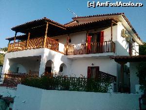 [P14] Vila Zaharo, seara » foto by dorgo
 - 
<span class="allrVoted glyphicon glyphicon-heart hidden" id="av640361"></span>
<a class="m-l-10 hidden" id="sv640361" onclick="voting_Foto_DelVot(,640361,18585)" role="button">șterge vot <span class="glyphicon glyphicon-remove"></span></a>
<a id="v9640361" class=" c-red"  onclick="voting_Foto_SetVot(640361)" role="button"><span class="glyphicon glyphicon-heart-empty"></span> <b>LIKE</b> = Votează poza</a> <img class="hidden"  id="f640361W9" src="/imagini/loader.gif" border="0" /><span class="AjErrMes hidden" id="e640361ErM"></span>
