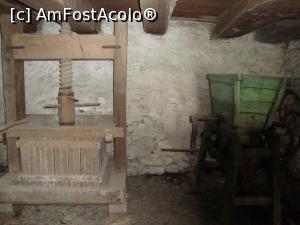 [P25] Încăpere de la primul nivel, folosită pentru depozitarea uneltelor agricole. » foto by Floryn81
 - 
<span class="allrVoted glyphicon glyphicon-heart hidden" id="av926524"></span>
<a class="m-l-10 hidden" id="sv926524" onclick="voting_Foto_DelVot(,926524,18588)" role="button">șterge vot <span class="glyphicon glyphicon-remove"></span></a>
<a id="v9926524" class=" c-red"  onclick="voting_Foto_SetVot(926524)" role="button"><span class="glyphicon glyphicon-heart-empty"></span> <b>LIKE</b> = Votează poza</a> <img class="hidden"  id="f926524W9" src="/imagini/loader.gif" border="0" /><span class="AjErrMes hidden" id="e926524ErM"></span>
