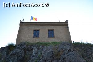 [P11] Căsuța din vârf » foto by AZE
 - 
<span class="allrVoted glyphicon glyphicon-heart hidden" id="av1104701"></span>
<a class="m-l-10 hidden" id="sv1104701" onclick="voting_Foto_DelVot(,1104701,18593)" role="button">șterge vot <span class="glyphicon glyphicon-remove"></span></a>
<a id="v91104701" class=" c-red"  onclick="voting_Foto_SetVot(1104701)" role="button"><span class="glyphicon glyphicon-heart-empty"></span> <b>LIKE</b> = Votează poza</a> <img class="hidden"  id="f1104701W9" src="/imagini/loader.gif" border="0" /><span class="AjErrMes hidden" id="e1104701ErM"></span>