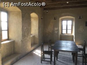 [P30] Cetatea Rupea - interior casuta din varf » foto by mishu
 - 
<span class="allrVoted glyphicon glyphicon-heart hidden" id="av913213"></span>
<a class="m-l-10 hidden" id="sv913213" onclick="voting_Foto_DelVot(,913213,18593)" role="button">șterge vot <span class="glyphicon glyphicon-remove"></span></a>
<a id="v9913213" class=" c-red"  onclick="voting_Foto_SetVot(913213)" role="button"><span class="glyphicon glyphicon-heart-empty"></span> <b>LIKE</b> = Votează poza</a> <img class="hidden"  id="f913213W9" src="/imagini/loader.gif" border="0" /><span class="AjErrMes hidden" id="e913213ErM"></span>
