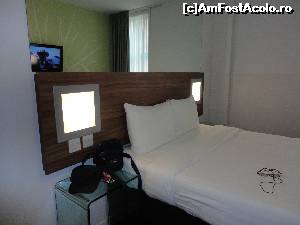 [P02] Tune Paddington Hotel Londra- patul foarte comfortabil. Am dormit bustean.  » foto by turist_calatorescu*
 - 
<span class="allrVoted glyphicon glyphicon-heart hidden" id="av629964"></span>
<a class="m-l-10 hidden" id="sv629964" onclick="voting_Foto_DelVot(,629964,18631)" role="button">șterge vot <span class="glyphicon glyphicon-remove"></span></a>
<a id="v9629964" class=" c-red"  onclick="voting_Foto_SetVot(629964)" role="button"><span class="glyphicon glyphicon-heart-empty"></span> <b>LIKE</b> = Votează poza</a> <img class="hidden"  id="f629964W9" src="/imagini/loader.gif" border="0" /><span class="AjErrMes hidden" id="e629964ErM"></span>
