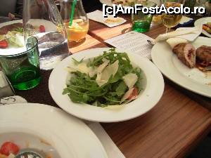 [P63] Restaurantul italian „Cartellone” - salată de rucola cu parmezan » foto by Dragoș_MD
 - 
<span class="allrVoted glyphicon glyphicon-heart hidden" id="av648594"></span>
<a class="m-l-10 hidden" id="sv648594" onclick="voting_Foto_DelVot(,648594,18706)" role="button">șterge vot <span class="glyphicon glyphicon-remove"></span></a>
<a id="v9648594" class=" c-red"  onclick="voting_Foto_SetVot(648594)" role="button"><span class="glyphicon glyphicon-heart-empty"></span> <b>LIKE</b> = Votează poza</a> <img class="hidden"  id="f648594W9" src="/imagini/loader.gif" border="0" /><span class="AjErrMes hidden" id="e648594ErM"></span>