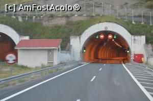 [P04] Tuneluri » foto by Ioan Raita
 - 
<span class="allrVoted glyphicon glyphicon-heart hidden" id="av815599"></span>
<a class="m-l-10 hidden" id="sv815599" onclick="voting_Foto_DelVot(,815599,18797)" role="button">șterge vot <span class="glyphicon glyphicon-remove"></span></a>
<a id="v9815599" class=" c-red"  onclick="voting_Foto_SetVot(815599)" role="button"><span class="glyphicon glyphicon-heart-empty"></span> <b>LIKE</b> = Votează poza</a> <img class="hidden"  id="f815599W9" src="/imagini/loader.gif" border="0" /><span class="AjErrMes hidden" id="e815599ErM"></span>