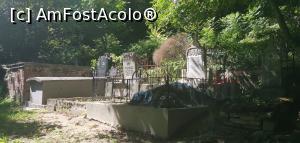 [P45] Cimitirul Catolic din Sasca Montană. » foto by Aurici
 - 
<span class="allrVoted glyphicon glyphicon-heart hidden" id="av1184719"></span>
<a class="m-l-10 hidden" id="sv1184719" onclick="voting_Foto_DelVot(,1184719,18857)" role="button">șterge vot <span class="glyphicon glyphicon-remove"></span></a>
<a id="v91184719" class=" c-red"  onclick="voting_Foto_SetVot(1184719)" role="button"><span class="glyphicon glyphicon-heart-empty"></span> <b>LIKE</b> = Votează poza</a> <img class="hidden"  id="f1184719W9" src="/imagini/loader.gif" border="0" /><span class="AjErrMes hidden" id="e1184719ErM"></span>