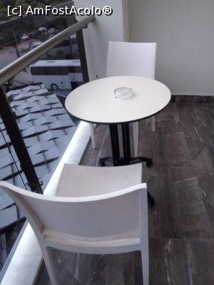 [P13] camera 1212-balcon mobilat » foto by ile57b
 - 
<span class="allrVoted glyphicon glyphicon-heart hidden" id="av1359069"></span>
<a class="m-l-10 hidden" id="sv1359069" onclick="voting_Foto_DelVot(,1359069,18892)" role="button">șterge vot <span class="glyphicon glyphicon-remove"></span></a>
<a id="v91359069" class=" c-red"  onclick="voting_Foto_SetVot(1359069)" role="button"><span class="glyphicon glyphicon-heart-empty"></span> <b>LIKE</b> = Votează poza</a> <img class="hidden"  id="f1359069W9" src="/imagini/loader.gif" border="0" /><span class="AjErrMes hidden" id="e1359069ErM"></span>