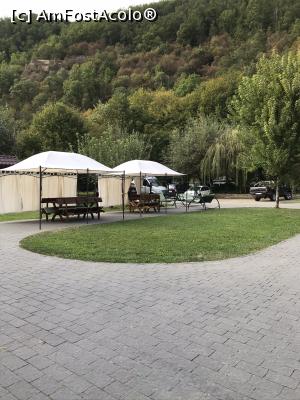 [P37] Prin curtea pensiunii » foto by krisstinna
 - 
<span class="allrVoted glyphicon glyphicon-heart hidden" id="av1193060"></span>
<a class="m-l-10 hidden" id="sv1193060" onclick="voting_Foto_DelVot(,1193060,18901)" role="button">șterge vot <span class="glyphicon glyphicon-remove"></span></a>
<a id="v91193060" class=" c-red"  onclick="voting_Foto_SetVot(1193060)" role="button"><span class="glyphicon glyphicon-heart-empty"></span> <b>LIKE</b> = Votează poza</a> <img class="hidden"  id="f1193060W9" src="/imagini/loader.gif" border="0" /><span class="AjErrMes hidden" id="e1193060ErM"></span>