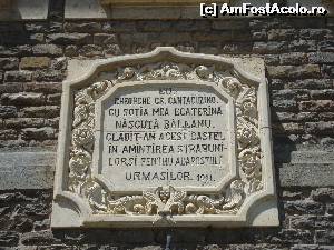 [P54] Placa fundamentală a castelului ce marchează momentul inaugurării (anul 1911).  » foto by Floryn81
 - 
<span class="allrVoted glyphicon glyphicon-heart hidden" id="av639203"></span>
<a class="m-l-10 hidden" id="sv639203" onclick="voting_Foto_DelVot(,639203,18916)" role="button">șterge vot <span class="glyphicon glyphicon-remove"></span></a>
<a id="v9639203" class=" c-red"  onclick="voting_Foto_SetVot(639203)" role="button"><span class="glyphicon glyphicon-heart-empty"></span> <b>LIKE</b> = Votează poza</a> <img class="hidden"  id="f639203W9" src="/imagini/loader.gif" border="0" /><span class="AjErrMes hidden" id="e639203ErM"></span>