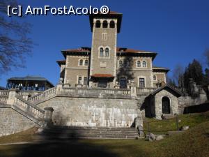 [P08] Bușteni - Castelul Cantacuzino. Vedere din parc.  » foto by iulianic
 - 
<span class="allrVoted glyphicon glyphicon-heart hidden" id="av1033684"></span>
<a class="m-l-10 hidden" id="sv1033684" onclick="voting_Foto_DelVot(,1033684,18916)" role="button">șterge vot <span class="glyphicon glyphicon-remove"></span></a>
<a id="v91033684" class=" c-red"  onclick="voting_Foto_SetVot(1033684)" role="button"><span class="glyphicon glyphicon-heart-empty"></span> <b>LIKE</b> = Votează poza</a> <img class="hidden"  id="f1033684W9" src="/imagini/loader.gif" border="0" /><span class="AjErrMes hidden" id="e1033684ErM"></span>