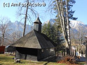 [P09] Bușteni - Castelul Cantacuzino. Bisericuța de lemn de lângă castel.  » foto by iulianic
 - 
<span class="allrVoted glyphicon glyphicon-heart hidden" id="av1033685"></span>
<a class="m-l-10 hidden" id="sv1033685" onclick="voting_Foto_DelVot(,1033685,18916)" role="button">șterge vot <span class="glyphicon glyphicon-remove"></span></a>
<a id="v91033685" class=" c-red"  onclick="voting_Foto_SetVot(1033685)" role="button"><span class="glyphicon glyphicon-heart-empty"></span> <b>LIKE</b> = Votează poza</a> <img class="hidden"  id="f1033685W9" src="/imagini/loader.gif" border="0" /><span class="AjErrMes hidden" id="e1033685ErM"></span>