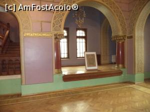 [P24] Castelul Cantacuzino-interior » foto by mishu
 - 
<span class="allrVoted glyphicon glyphicon-heart hidden" id="av732820"></span>
<a class="m-l-10 hidden" id="sv732820" onclick="voting_Foto_DelVot(,732820,18916)" role="button">șterge vot <span class="glyphicon glyphicon-remove"></span></a>
<a id="v9732820" class=" c-red"  onclick="voting_Foto_SetVot(732820)" role="button"><span class="glyphicon glyphicon-heart-empty"></span> <b>LIKE</b> = Votează poza</a> <img class="hidden"  id="f732820W9" src="/imagini/loader.gif" border="0" /><span class="AjErrMes hidden" id="e732820ErM"></span>