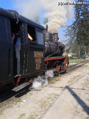 [P04] Gata de drum! Tranca-tranca-tranca, mai cu gâfâieli, mai cu fluierături care sunt primite cu aplauze de la pasageri... Mocănița te duce și de aduce, din Sovata în Câmpu Cetății și înapoi, cu viteza căruței.  » foto by izabiza
 - 
<span class="allrVoted glyphicon glyphicon-heart hidden" id="av668058"></span>
<a class="m-l-10 hidden" id="sv668058" onclick="voting_Foto_DelVot(,668058,18932)" role="button">șterge vot <span class="glyphicon glyphicon-remove"></span></a>
<a id="v9668058" class=" c-red"  onclick="voting_Foto_SetVot(668058)" role="button"><span class="glyphicon glyphicon-heart-empty"></span> <b>LIKE</b> = Votează poza</a> <img class="hidden"  id="f668058W9" src="/imagini/loader.gif" border="0" /><span class="AjErrMes hidden" id="e668058ErM"></span>