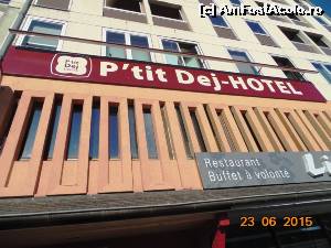 [P19] Hotelul, vazut din strada.  » foto by melena
 - 
<span class="allrVoted glyphicon glyphicon-heart hidden" id="av650067"></span>
<a class="m-l-10 hidden" id="sv650067" onclick="voting_Foto_DelVot(,650067,18998)" role="button">șterge vot <span class="glyphicon glyphicon-remove"></span></a>
<a id="v9650067" class=" c-red"  onclick="voting_Foto_SetVot(650067)" role="button"><span class="glyphicon glyphicon-heart-empty"></span> <b>LIKE</b> = Votează poza</a> <img class="hidden"  id="f650067W9" src="/imagini/loader.gif" border="0" /><span class="AjErrMes hidden" id="e650067ErM"></span>